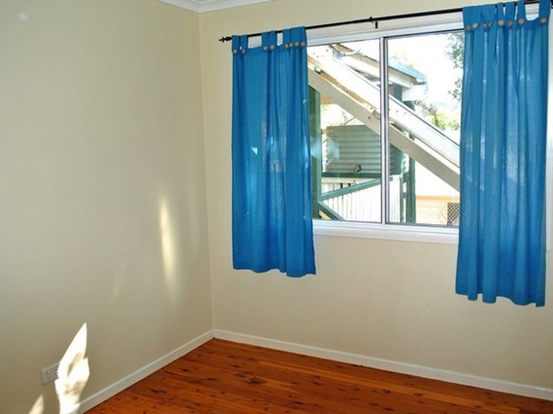 12 Citron Street, Macleay Island QLD 4184