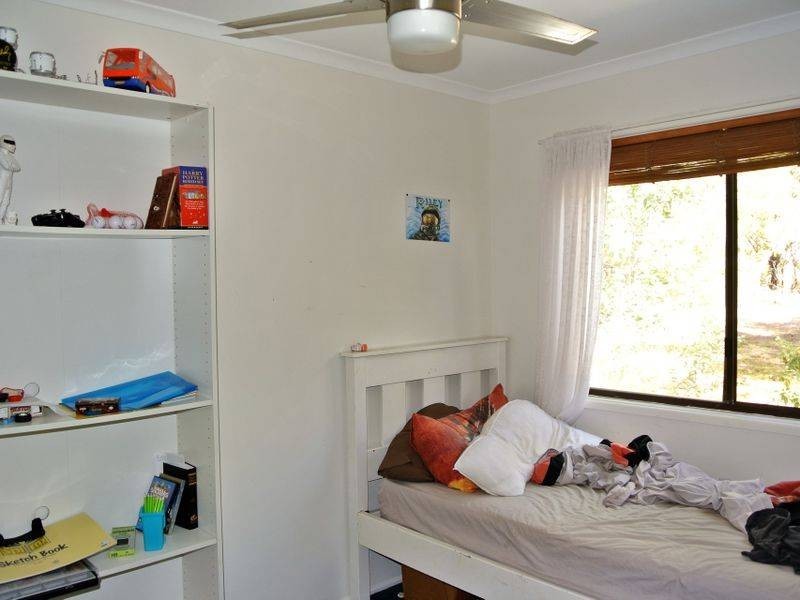 15 Ashton Street, Macleay Island QLD 4184