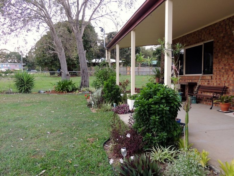 9 Citron Street, Macleay Island QLD 4184