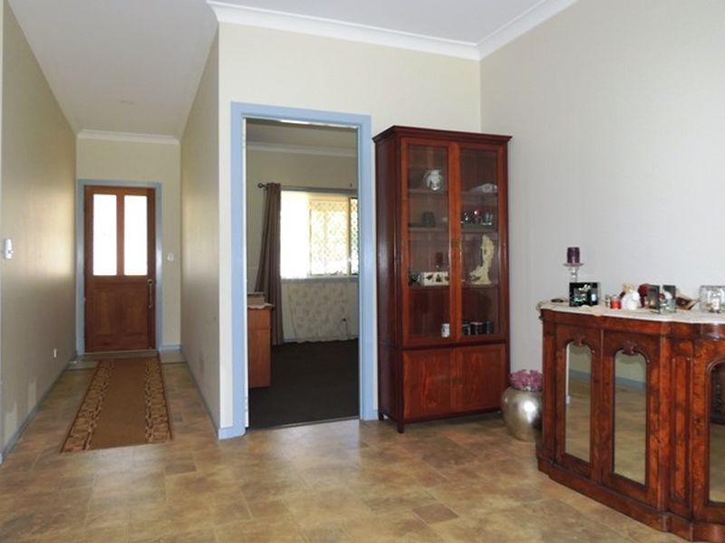 9 Citron Street, Macleay Island QLD 4184