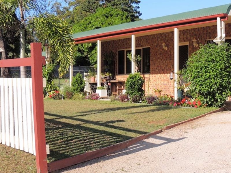 9 Citron Street, Macleay Island QLD 4184