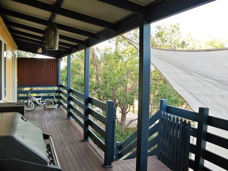 11 Ashton Street, Macleay Island QLD 4184
