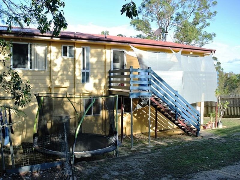 11 Ashton Street, Macleay Island QLD 4184