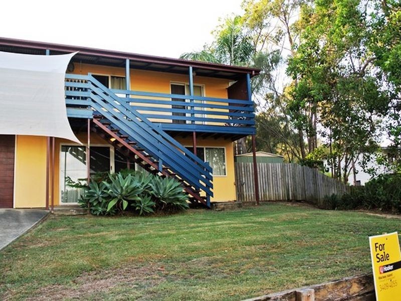 11 Ashton Street, Macleay Island QLD 4184
