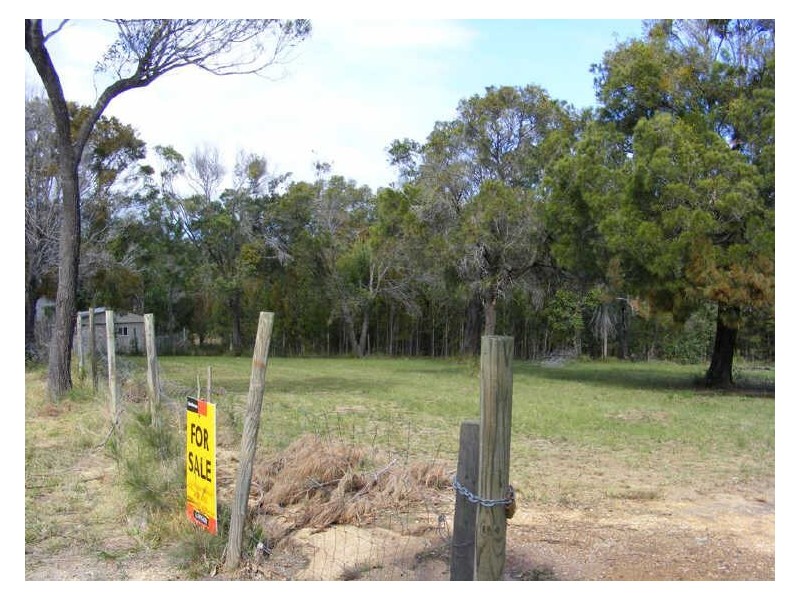 128-136 High Central Road, Macleay Island QLD 4184