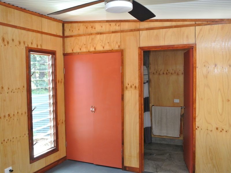 11 Kevin Street, Macleay Island QLD 4184