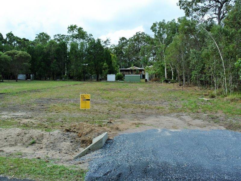 9 Benowa Street, Macleay Island QLD 4184