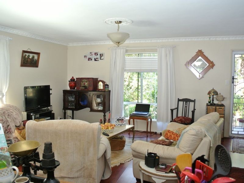 13 Eumina Street, Macleay Island QLD 4184