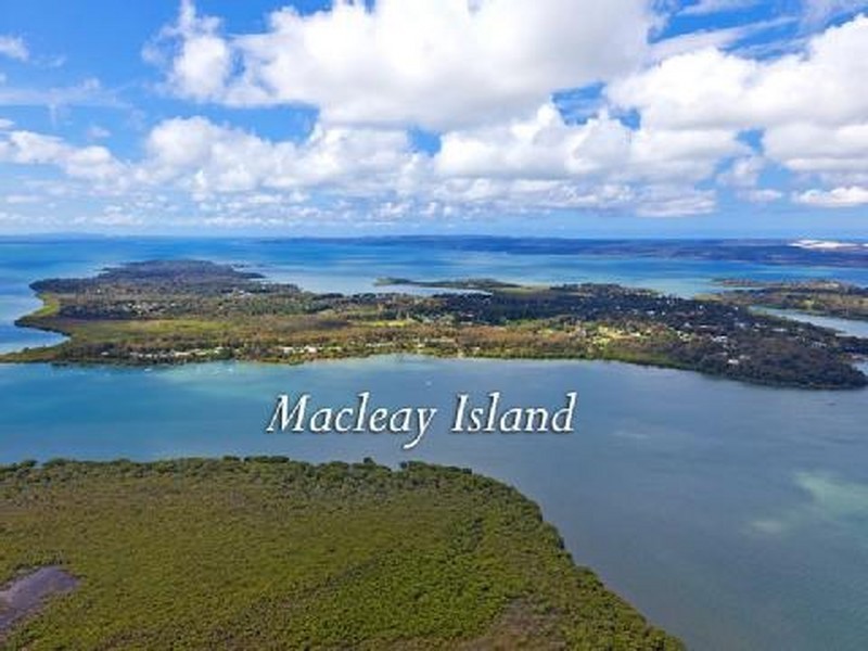 31 Ashton Street, Macleay Island QLD 4184