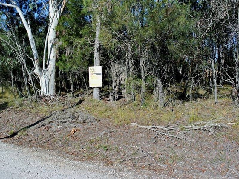 24 Florence Street, Macleay Island QLD 4184