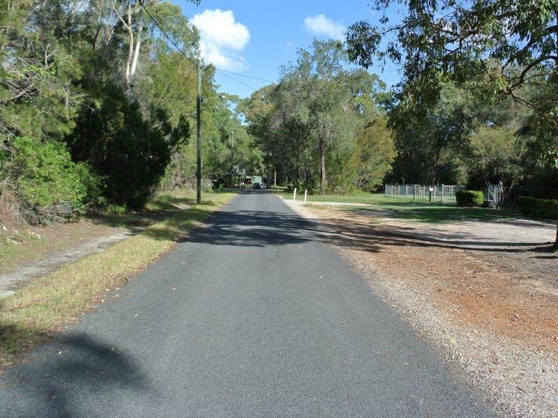 12 President Terrace, Macleay Island QLD 4184