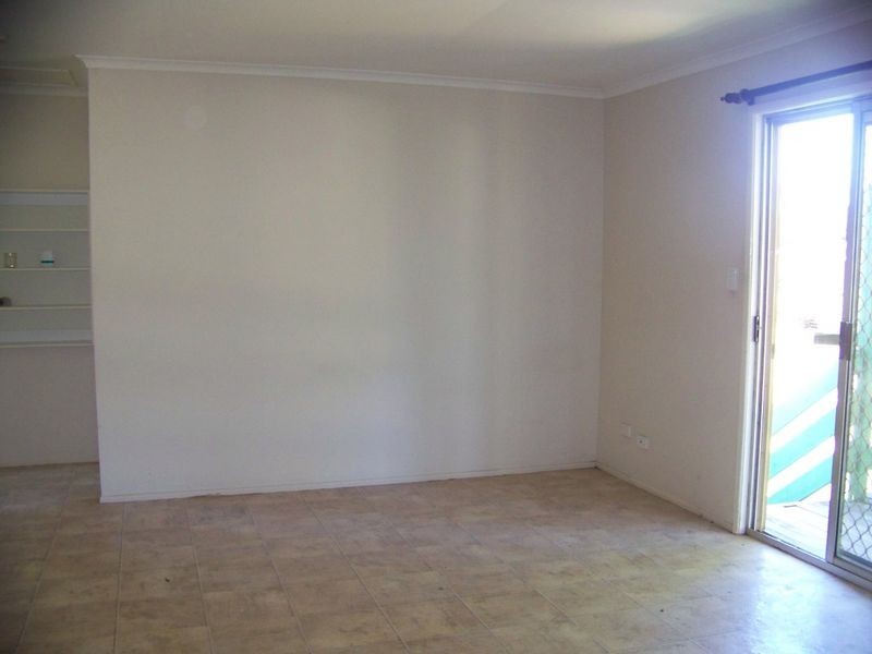 17 Squire Street, Macleay Island QLD 4184