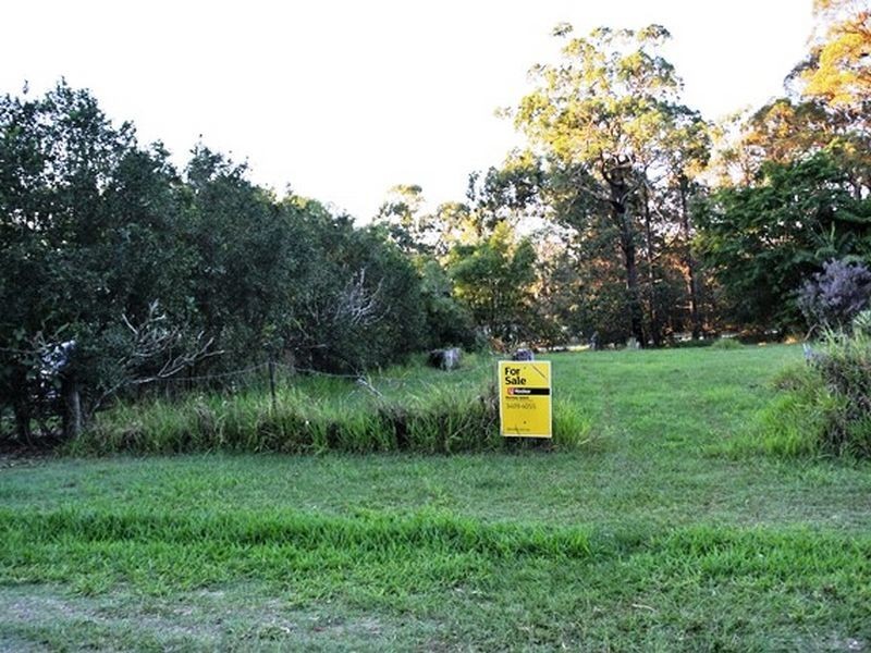 27 Wharf Street, Macleay Island QLD 4184