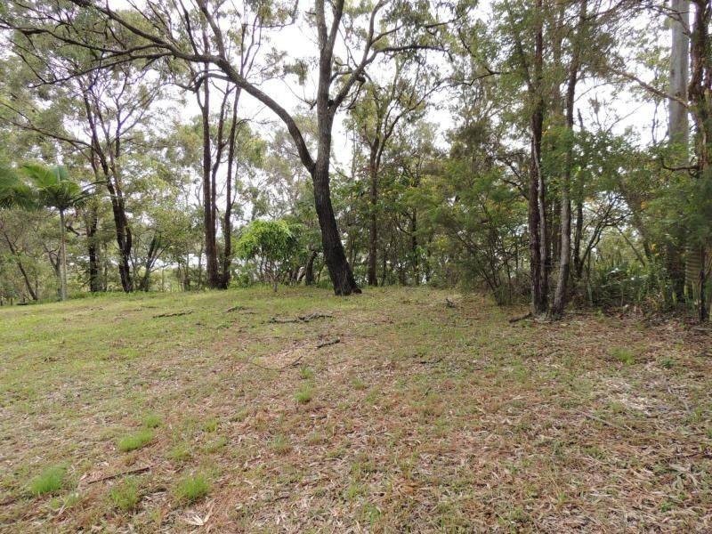 75 Perulpa Drive, Lamb Island QLD 4184