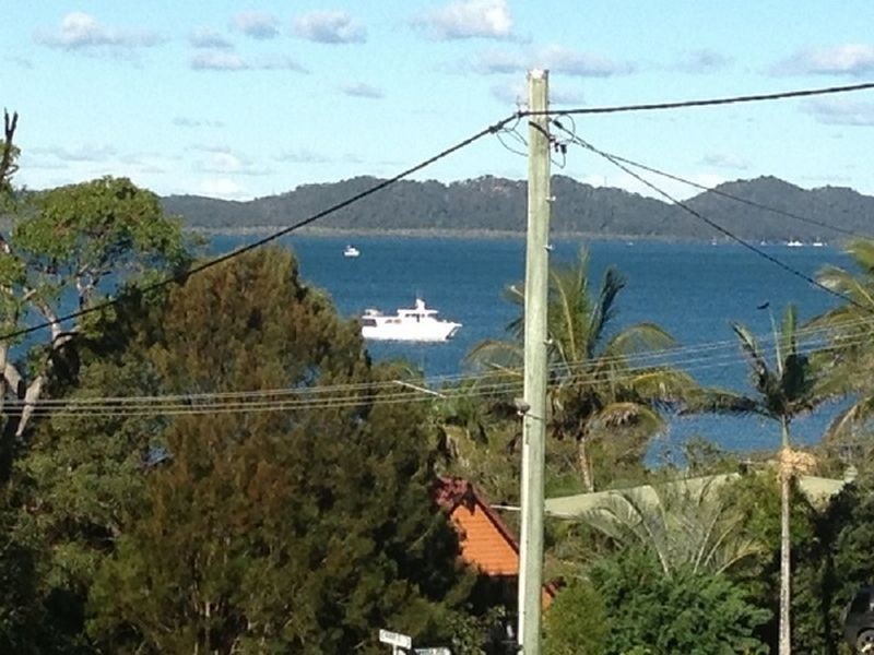 27 Kooberry Street, Macleay Island QLD 4184