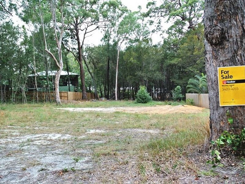 4 President Terrace, Macleay Island QLD 4184