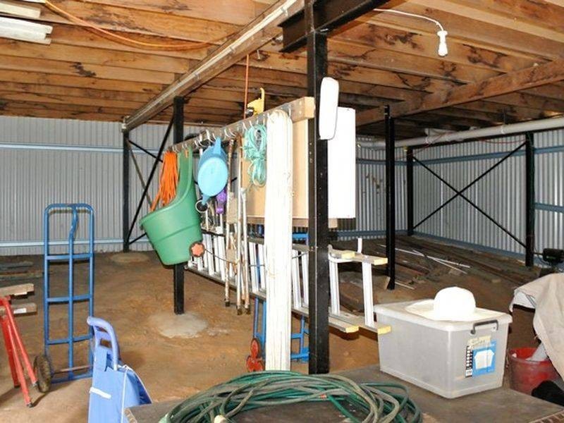 7 Devaney Street, Macleay Island QLD 4184