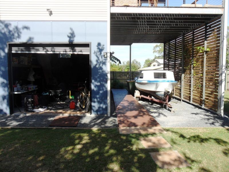 8 Nina Street, Karragarra Island QLD 4184