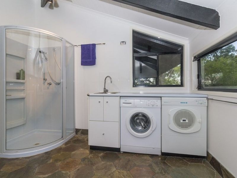 20 The Esplanade, Karragarra Island QLD 4184