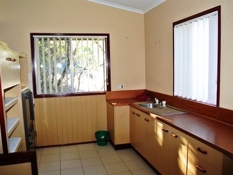 12 George Street, Macleay Island QLD 4184
