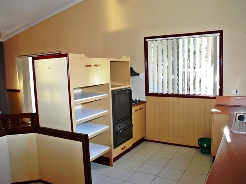12 George Street, Macleay Island QLD 4184