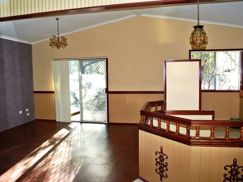12 George Street, Macleay Island QLD 4184