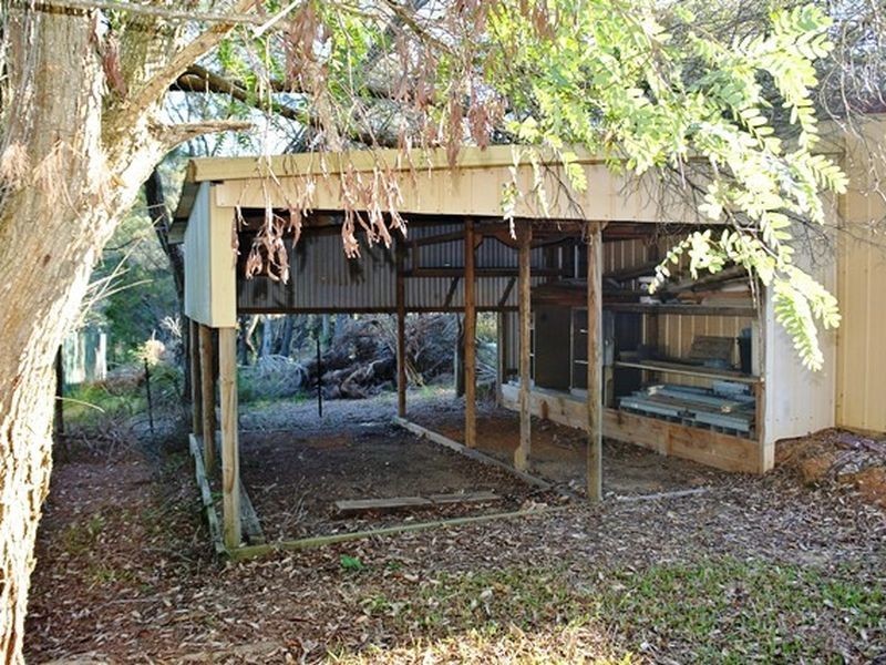 12 George Street, Macleay Island QLD 4184