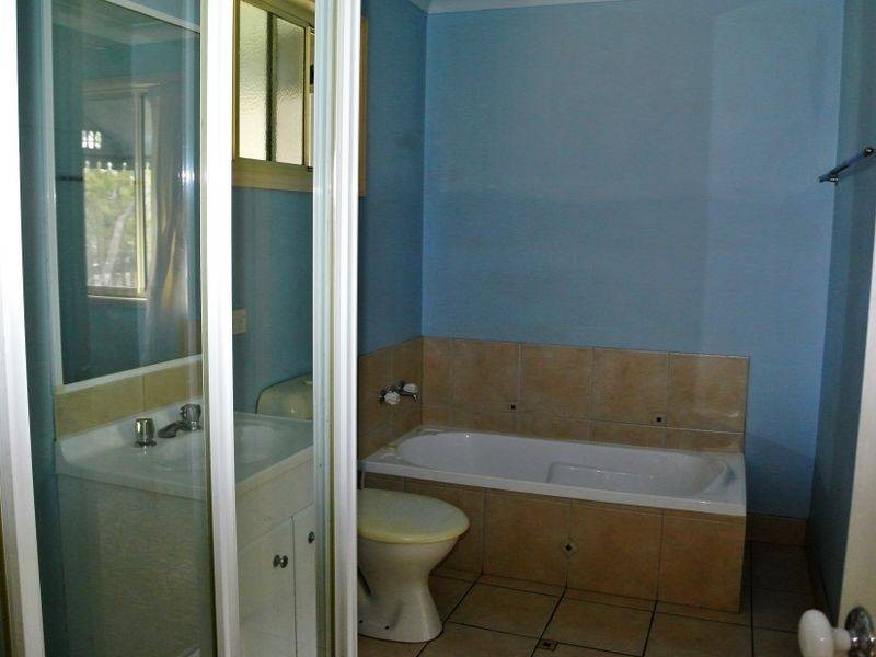 15 Wirralee Street, Macleay Island QLD 4184