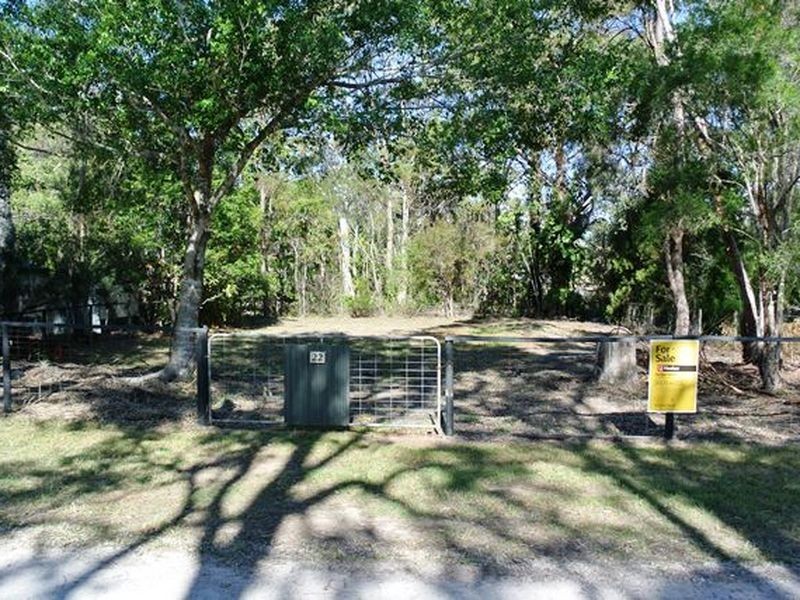 22 Mango Crescent, Macleay Island QLD 4184
