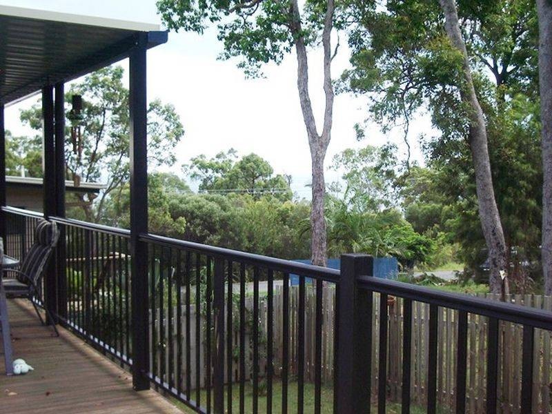 11 Cross Street, Macleay Island QLD 4184