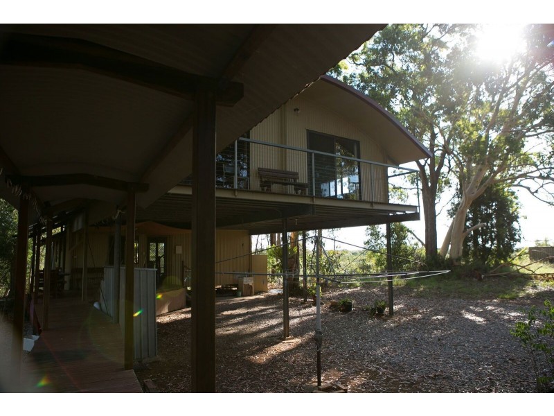 36 Treasure Island Avenue, Karragarra Island QLD 4184