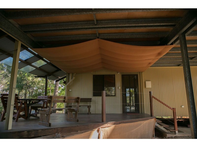 36 Treasure Island Avenue, Karragarra Island QLD 4184