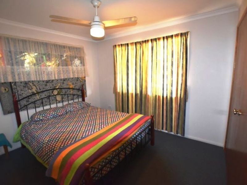 10 Hunters Street, Russell Island QLD 4184