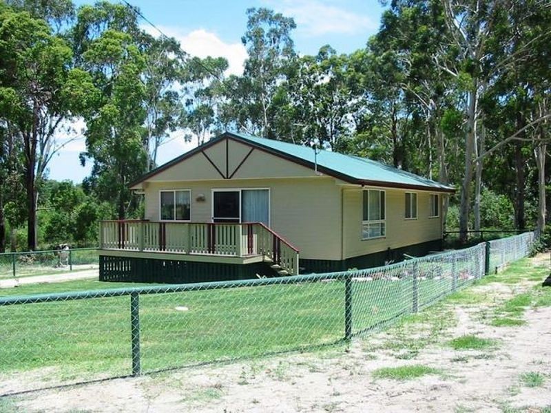 10 Hunters Street, Russell Island QLD 4184