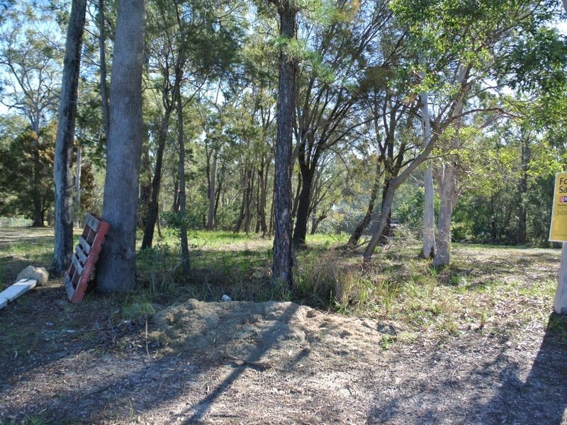 11 Ilya Street, Macleay Island QLD 4184