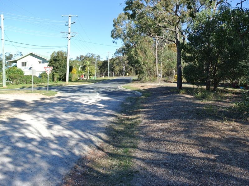 11 Ilya Street, Macleay Island QLD 4184