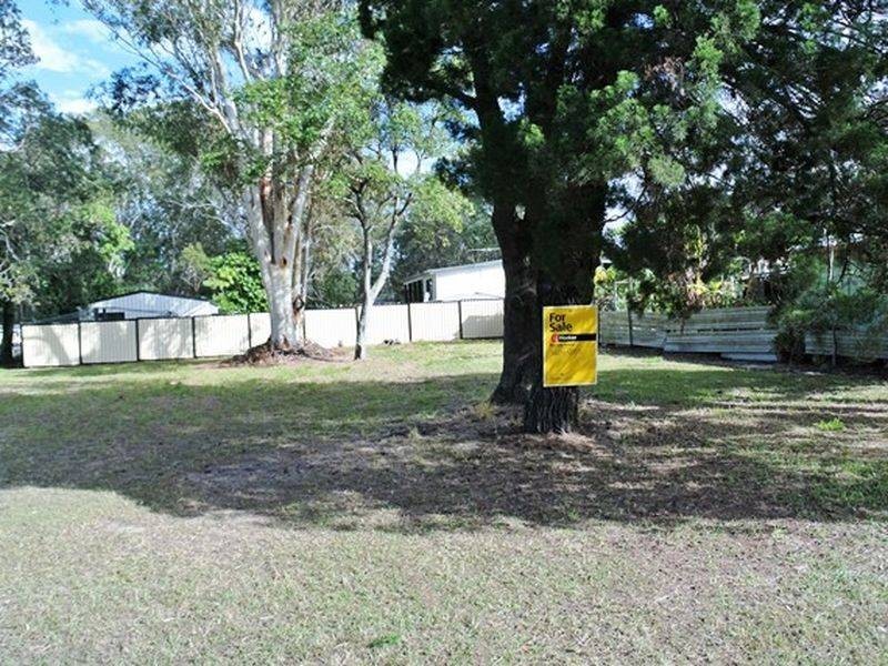 5-7 Nugent Street, Macleay Island QLD 4184