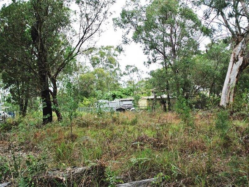 16 Tukkeri Street, Macleay Island QLD 4184