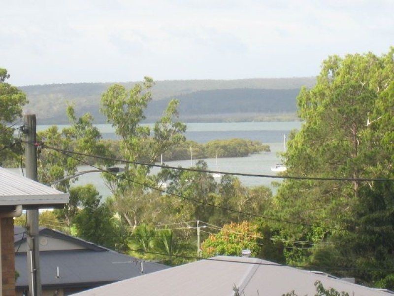 31 Cavendish St, Russell Island QLD 4184