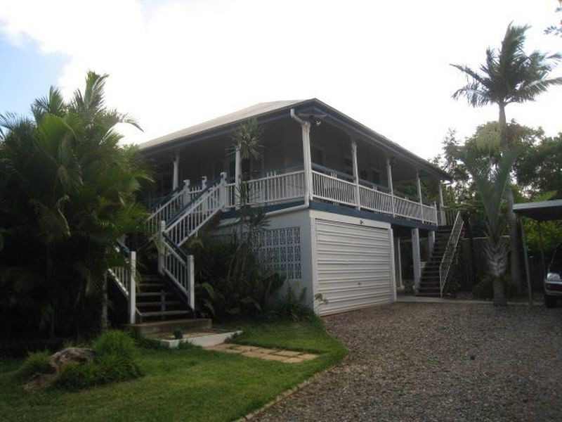 31 Cavendish St, Russell Island QLD 4184