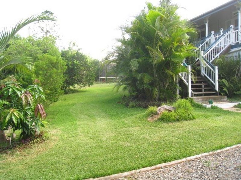 31 Cavendish St, Russell Island QLD 4184