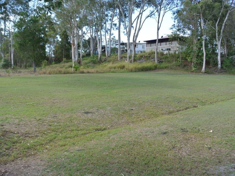 50 Charles Tce, Macleay Island QLD 4184