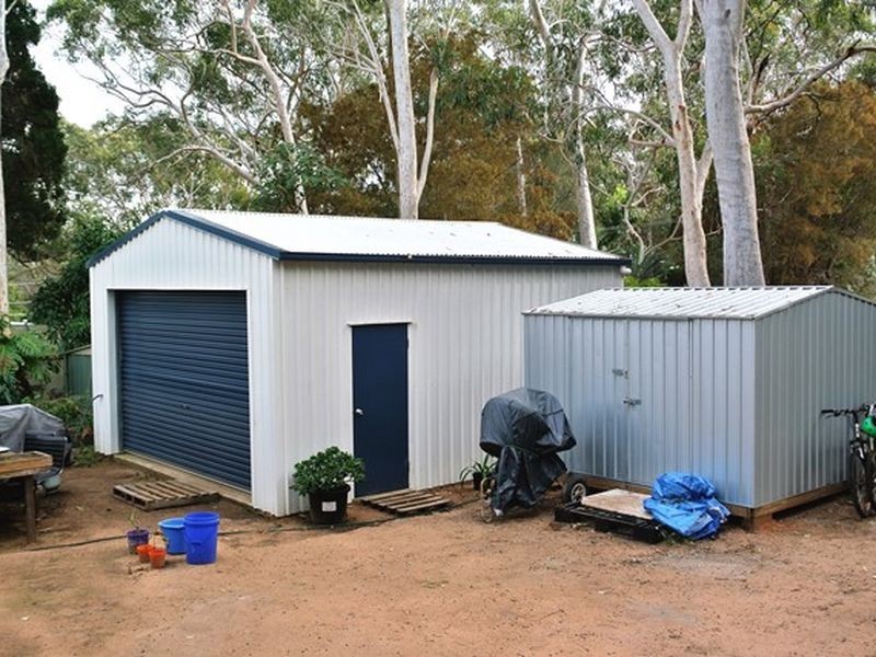 11 Barramundi Street, Macleay Island QLD 4184