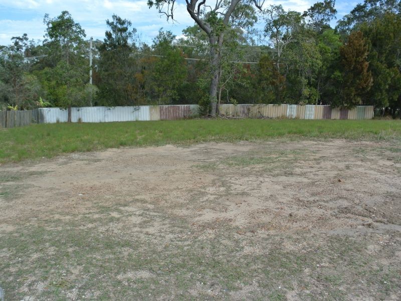 12 Percival Street, Macleay Island QLD 4184