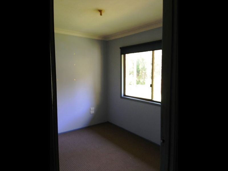 11 Wyena, Lamb Island QLD 4184