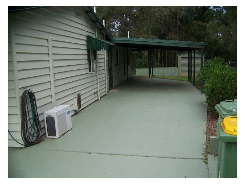 35 Nugent Street, Macleay Island QLD 4184