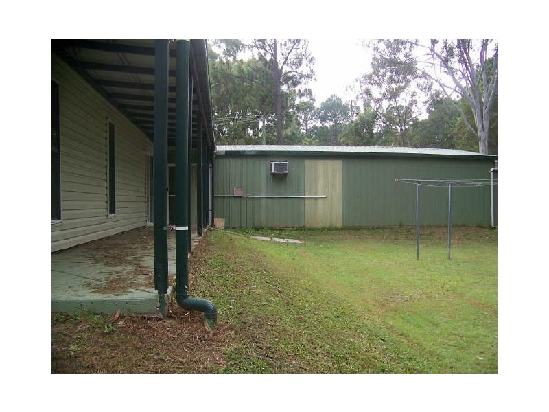 35 Nugent Street, Macleay Island QLD 4184