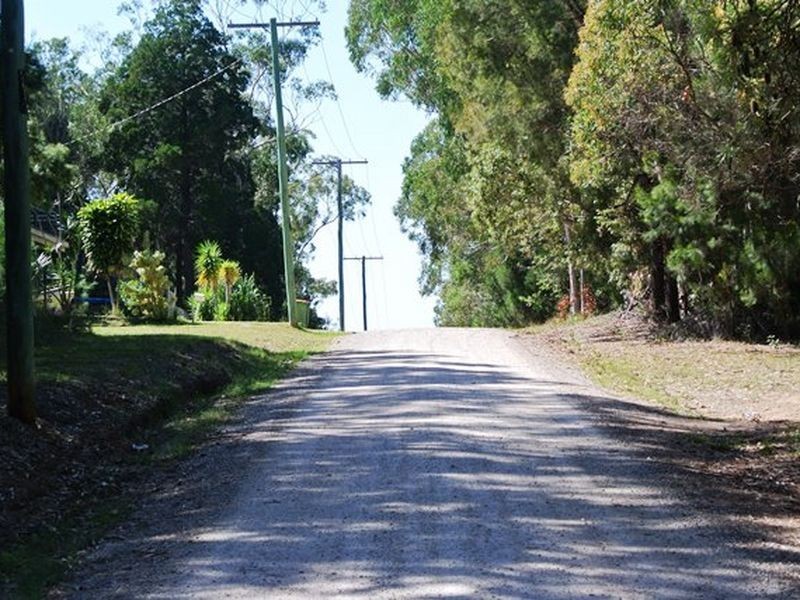 8 Morwong Street, Macleay Island QLD 4184