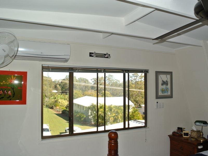 19 Eastbourne Terrace, Macleay Island QLD 4184