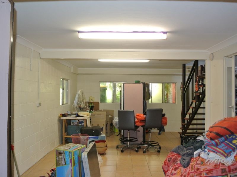 19 Eastbourne Terrace, Macleay Island QLD 4184